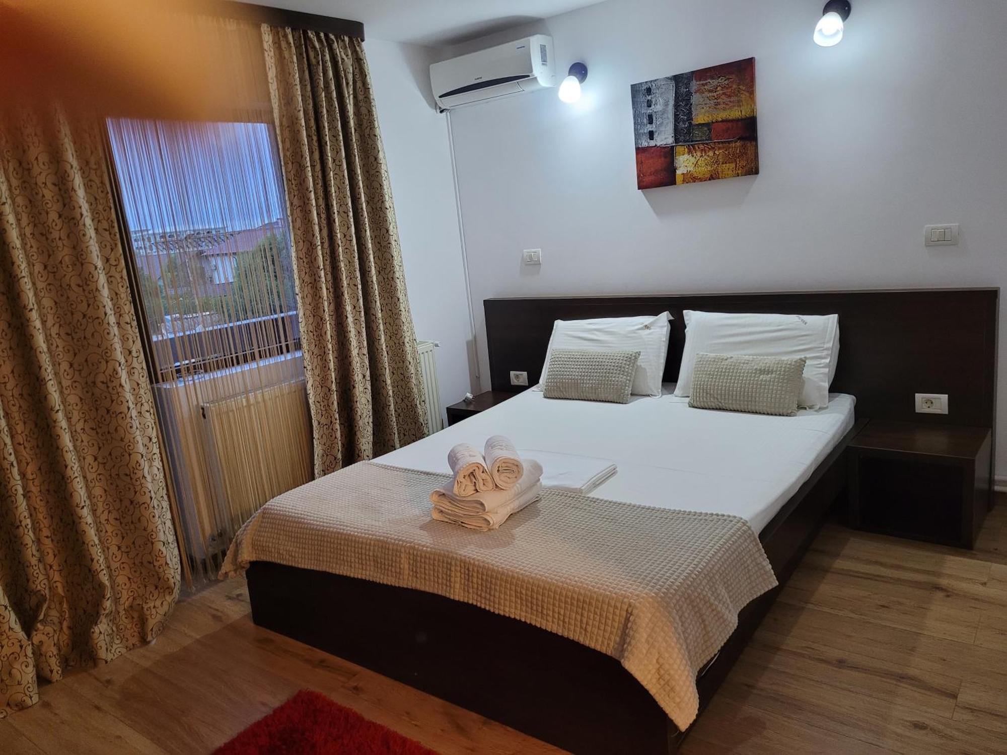 Pensiunea Daiana Navodari Ngoại thất bức ảnh